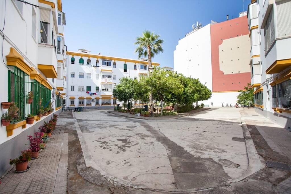 A Pies Del Alcázar Sevilha